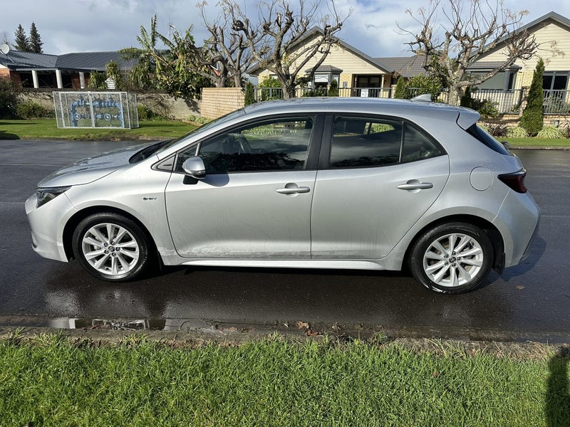 2024 Toyota Corolla GX 1.8P HEV CVT FWD HB/5D/5... image 4