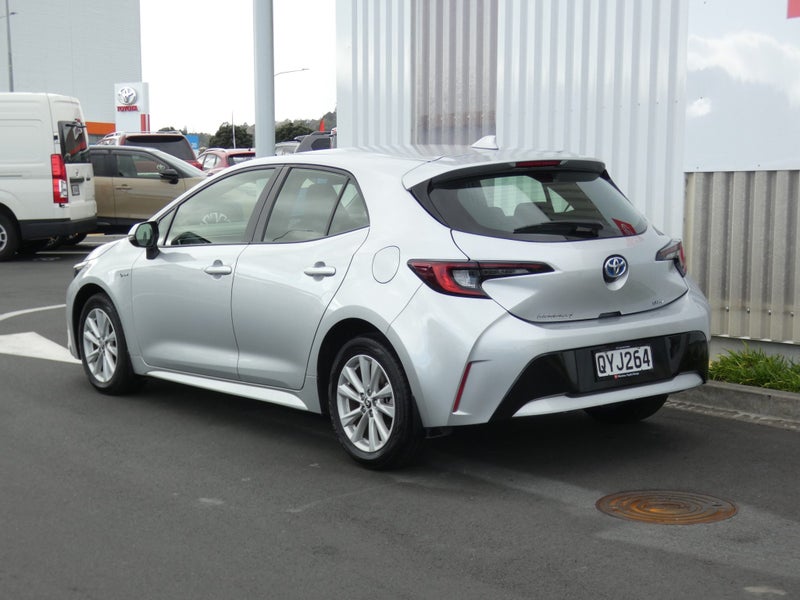 2024 Toyota Corolla GX 1.8P HEV CVT FWD HB/5D/5... image 5