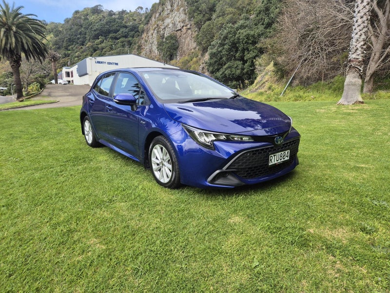2024 Toyota Corolla GX 1.8P Hybrid image 3