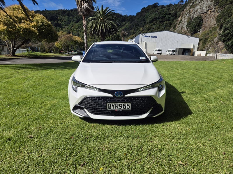 2024 Toyota Corolla GX 1.8P Hybrid image 2