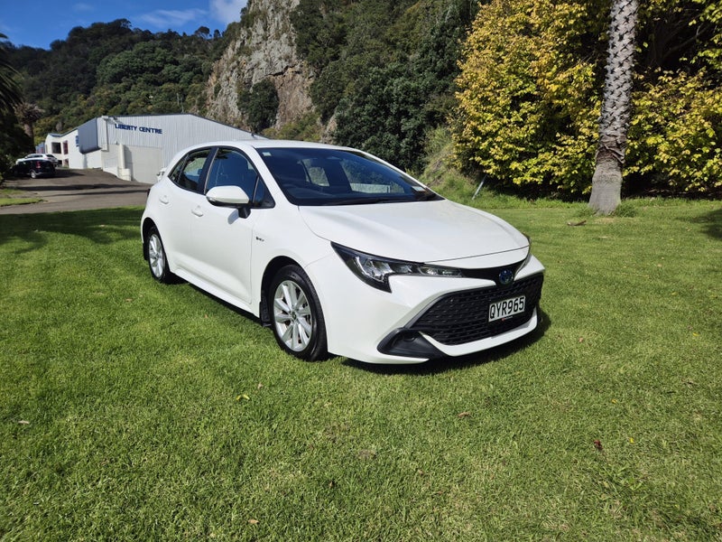 2024 Toyota Corolla GX 1.8P Hybrid image 3