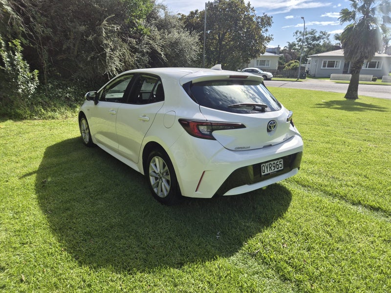 2024 Toyota Corolla GX 1.8P Hybrid image 4