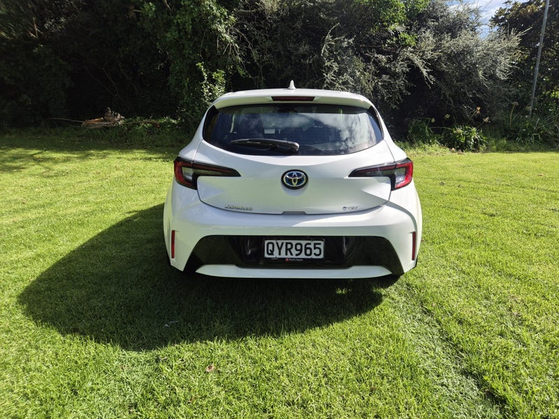 2024 Toyota Corolla GX 1.8P Hybrid image 5