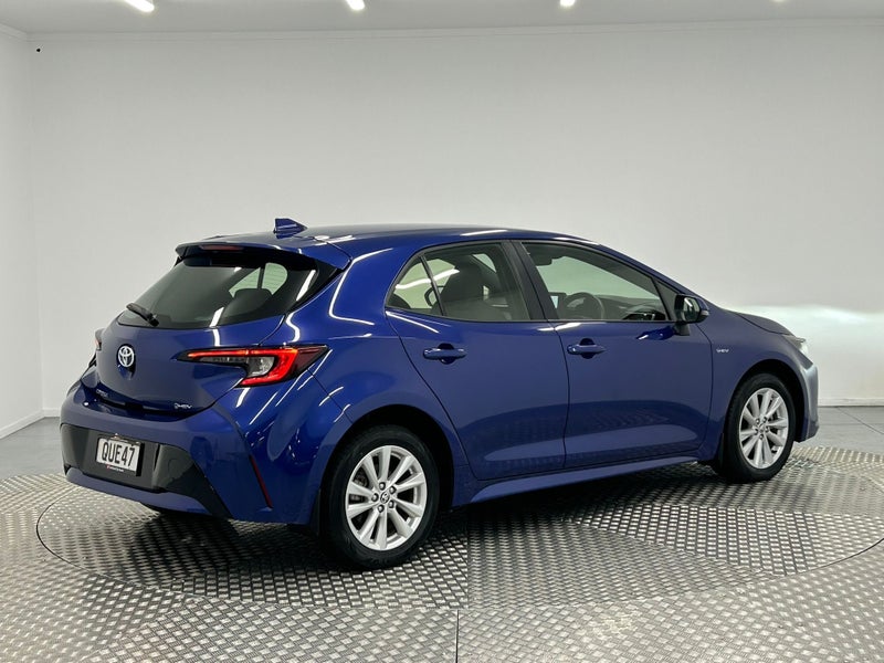 2024 Toyota Corolla GX 1.8P Hybrid image 3