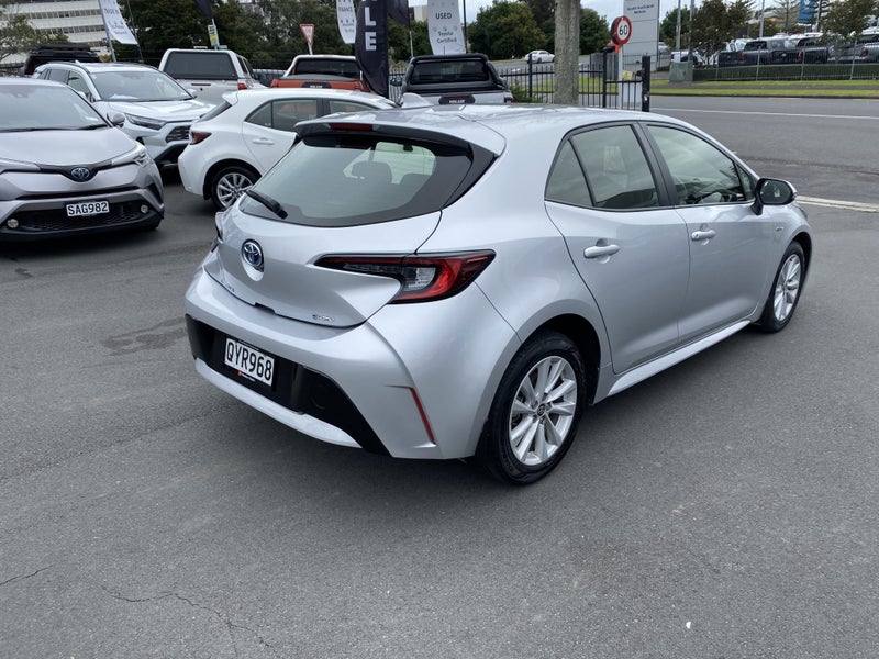 2024 Toyota Corolla GX 1.8P Hybrid image 2