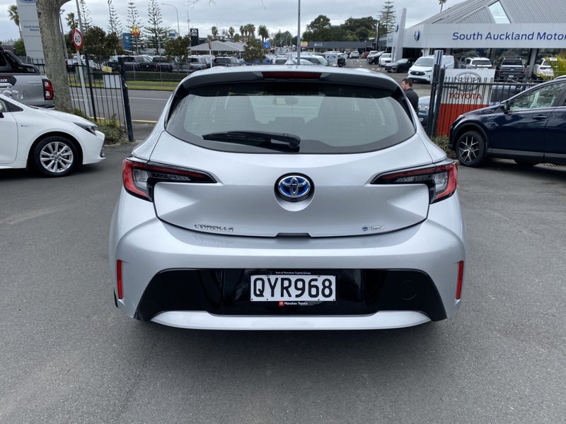 2024 Toyota Corolla GX 1.8P Hybrid image 3