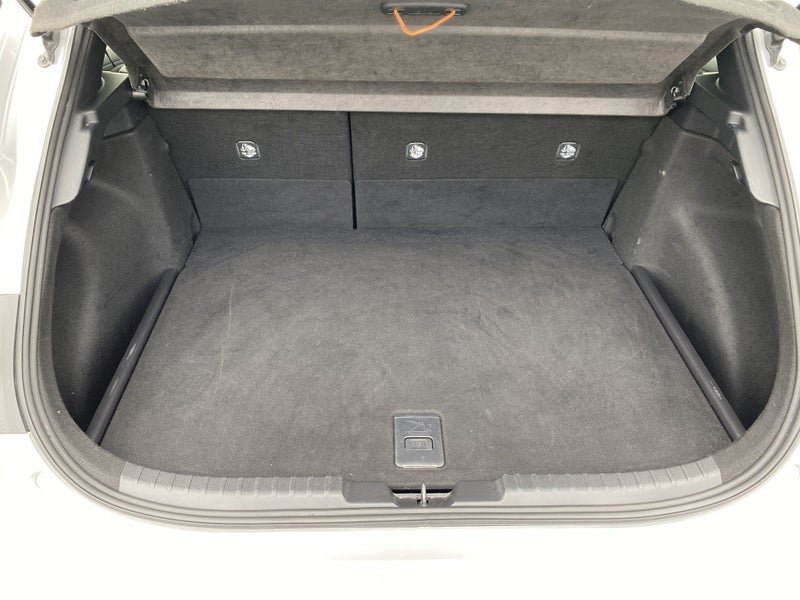 2024 Toyota Corolla GX 1.8P Hybrid image 4