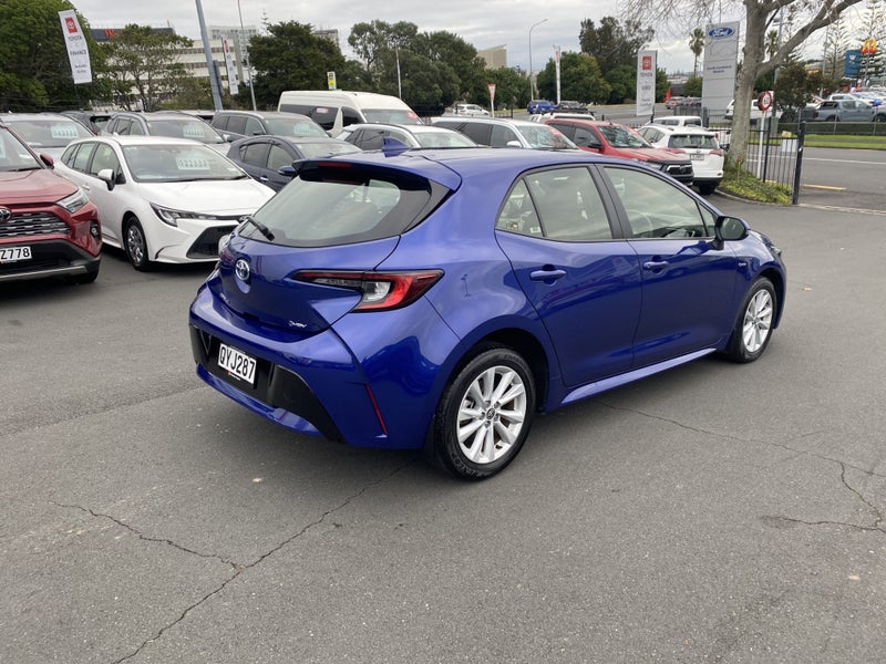 2024 Toyota Corolla GX 1.8P Hybrid image 2