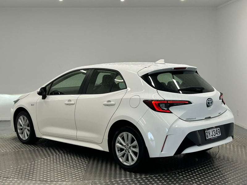 2024 Toyota Corolla GX 1.8P Hybrid image 5