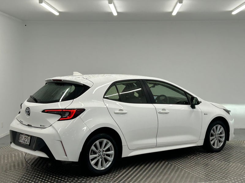 2024 Toyota Corolla GX 1.8P Hybrid image 3