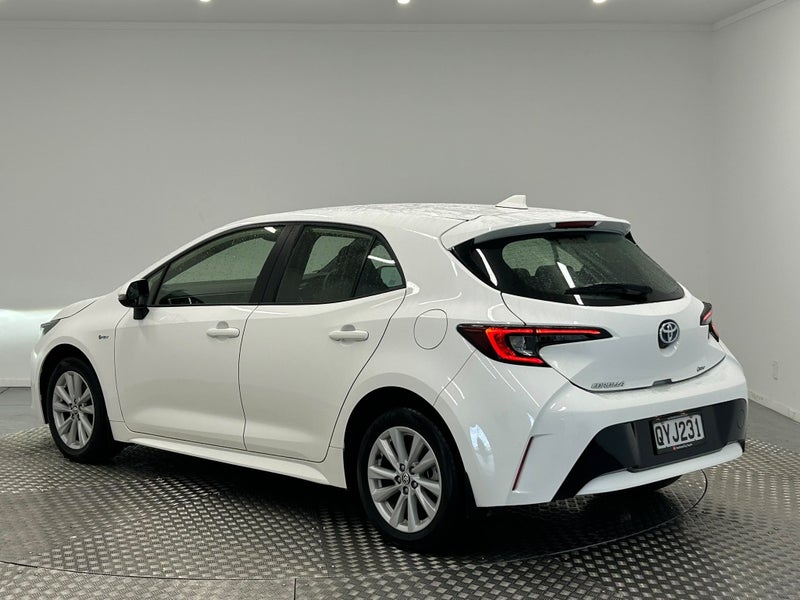 2024 Toyota Corolla GX 1.8P Hybrid image 5