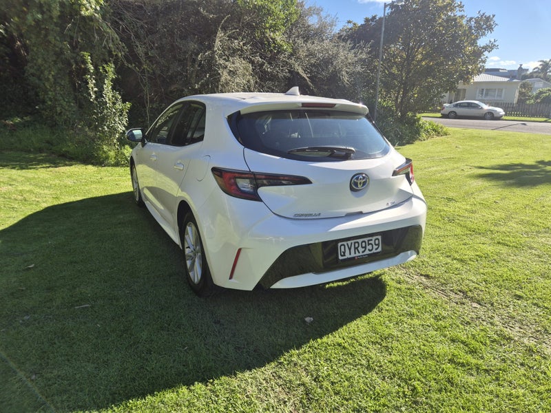 2024 Toyota Corolla GX 1.8P Hybrid image 4