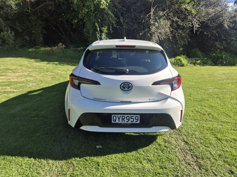 2024 Toyota Corolla GX 1.8P Hybrid image 5