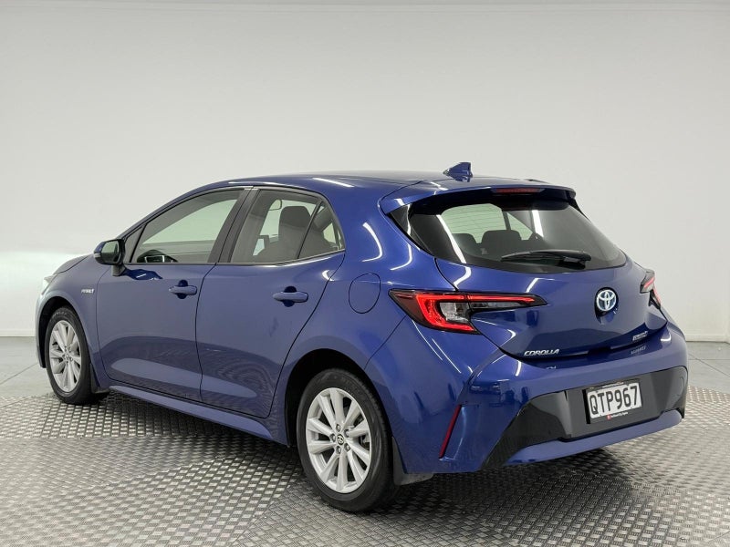 2024 Toyota Corolla GX 1.8P Hybrid image 5
