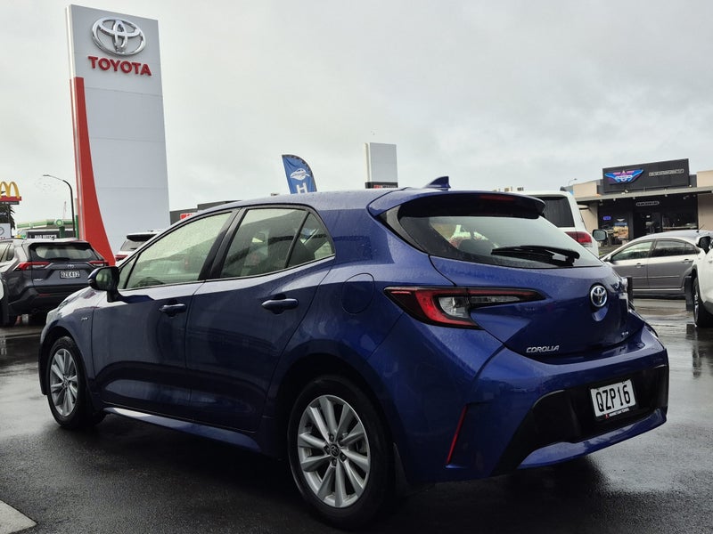 2024 Toyota Corolla GX 1.8P HYBRID Auto image 5