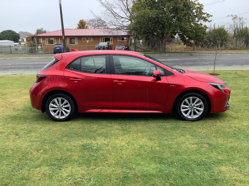 2024 Toyota Corolla GX 1.8P Hybrid Electric Veh... image 4