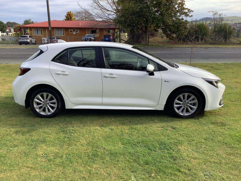 2024 Toyota Corolla GX 1.8P Hybrid Electric Veh... image 4