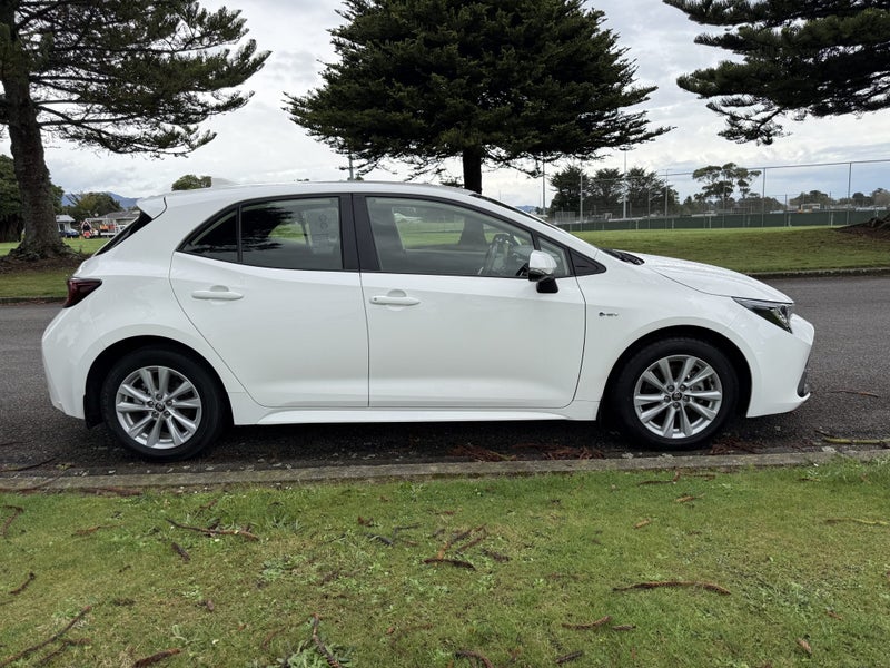 2024 Toyota Corolla GX 1.8P Hybrid FWD Automati... image 2