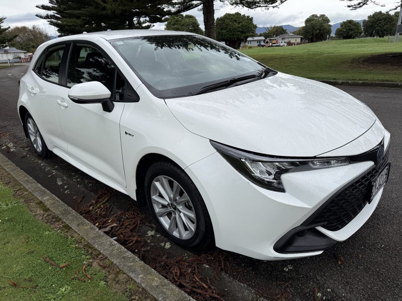 2024 Toyota Corolla GX 1.8P Hybrid FWD Automati... image 3