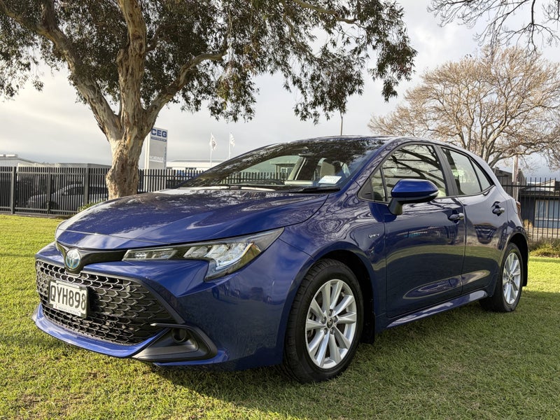 2024 Toyota Corolla GX 1.8P Hybrid FWD Automati... image 3