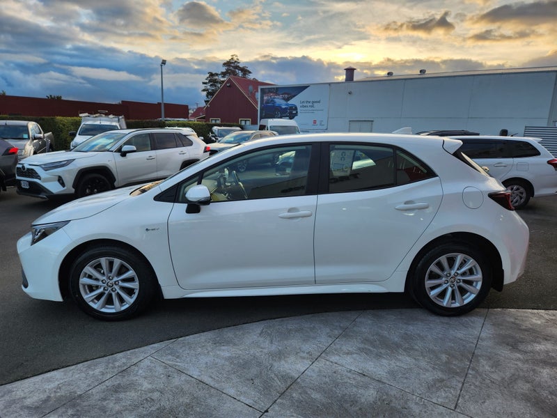 2024 Toyota Corolla GX 1.8P Hybrid FWD Automati... image 5