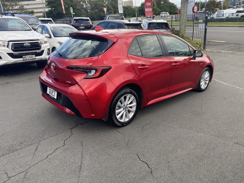 2024 Toyota Corolla GX 1.8P Hybrid Hatch image 2