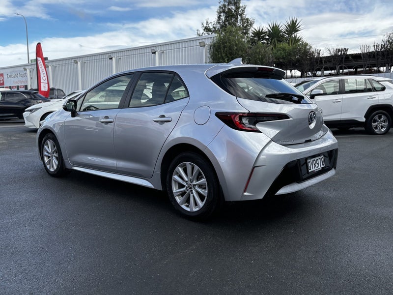 2024 Toyota Corolla GX 1.8P Hybrid Hatch image 5