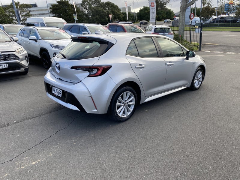 2024 Toyota Corolla GX 1.8P Hybrid Hatch image 2