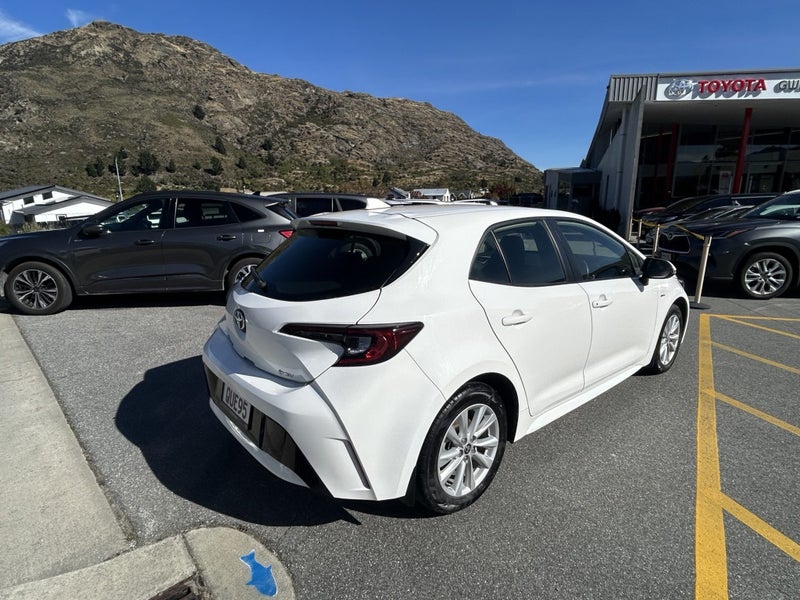 2024 Toyota Corolla GX image 3