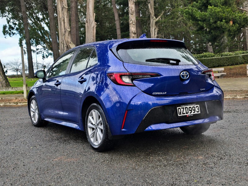 2024 Toyota Corolla GX Hybrid image 5