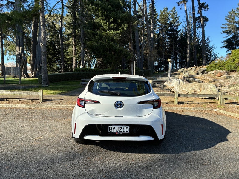 2024 Toyota Corolla GX Hybrid image 4