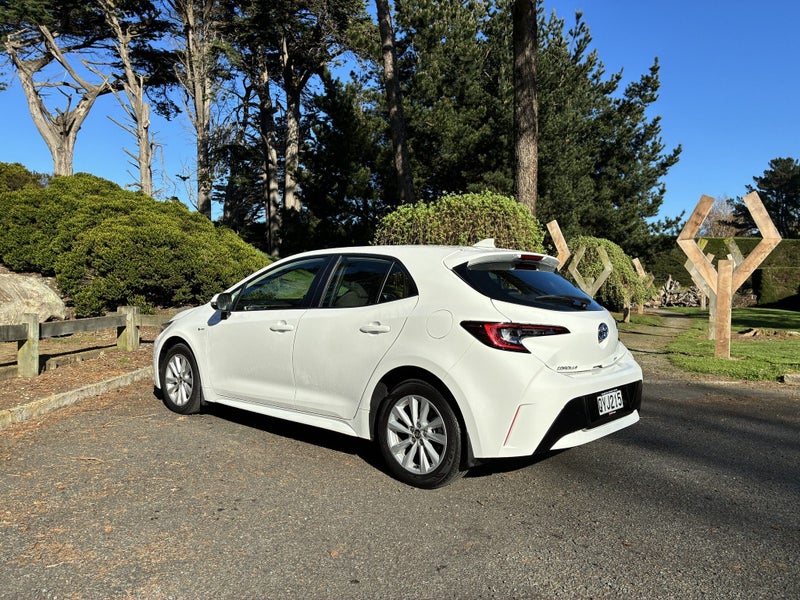 2024 Toyota Corolla GX Hybrid image 5