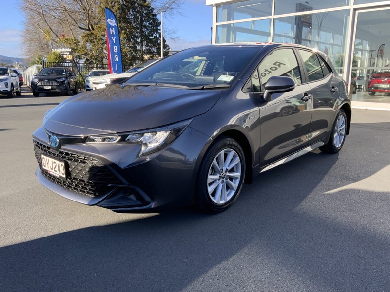 2024 Toyota Corolla GX Hybrid - Certified! image 3