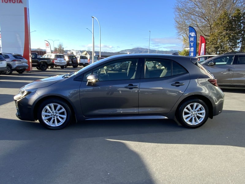 2024 Toyota Corolla GX Hybrid - Certified! image 4