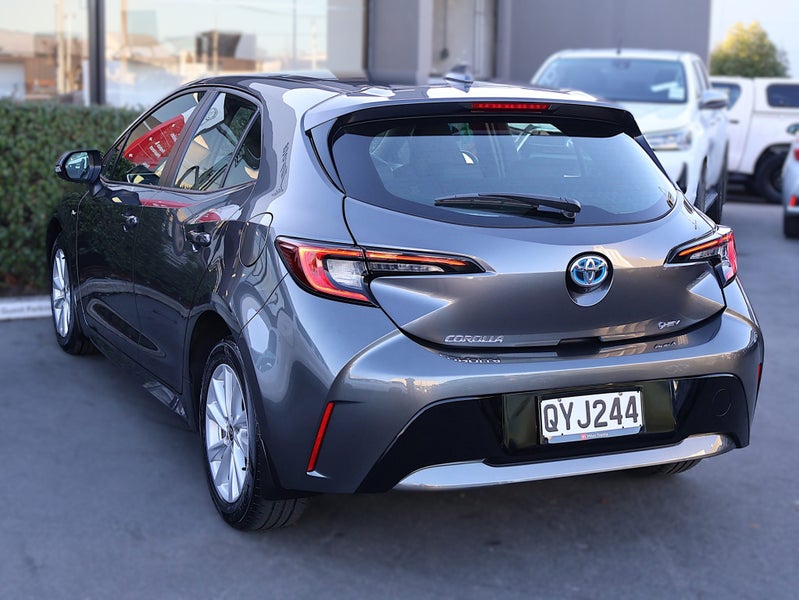 2024 Toyota Corolla GX HYBRID, Push Start image 5