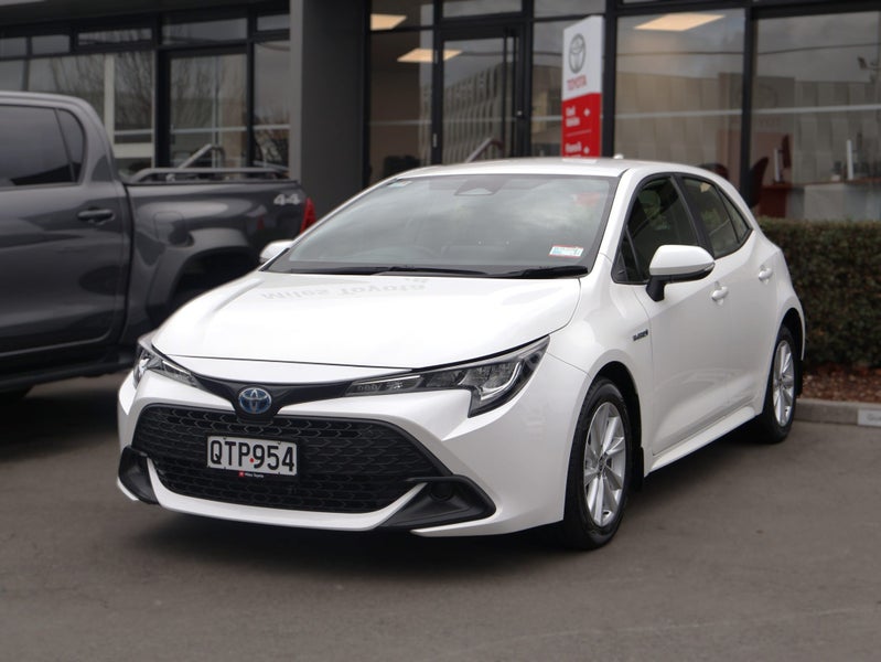 2024 Toyota Corolla GX HYBRID, Push Start image 3