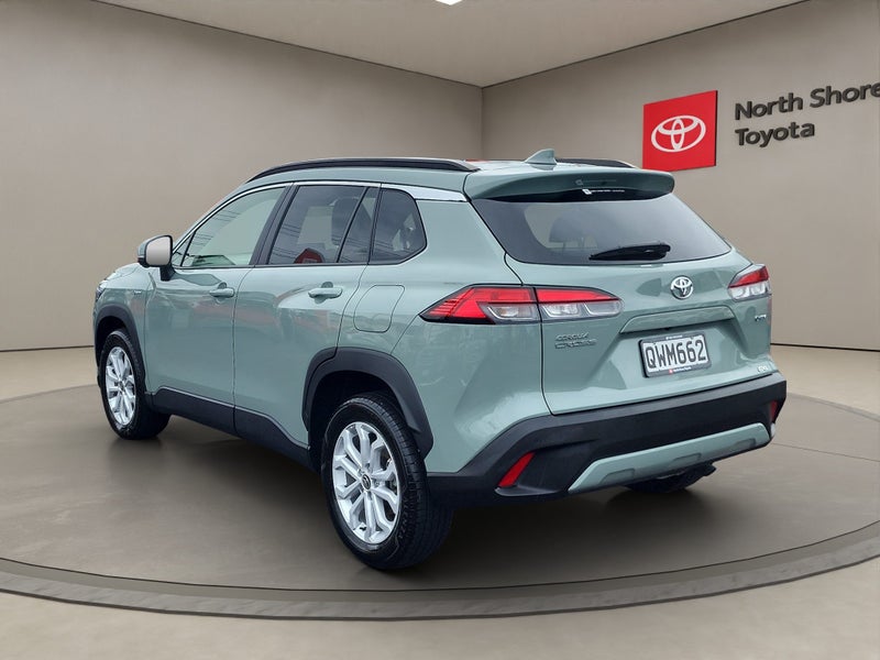 2024 Toyota Corolla GXL 2.0L Hybrid FWD SUV image 5