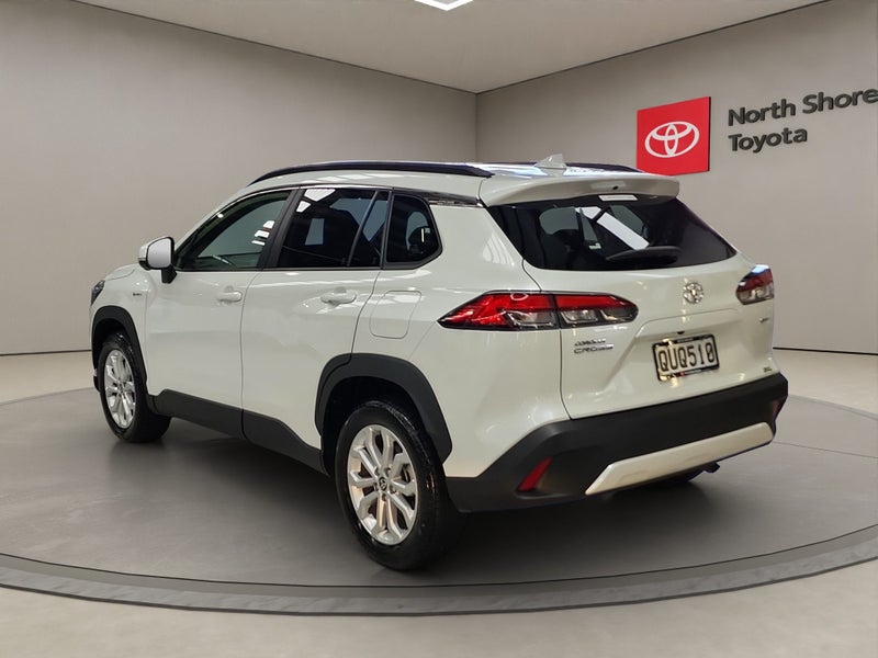 2024 Toyota Corolla GXL 2.0L Hybrid FWD SUV image 5