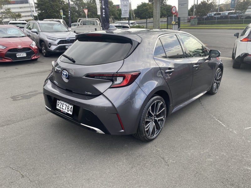 2024 Toyota Corolla Sport 1.8 Hybrid GZ image 2