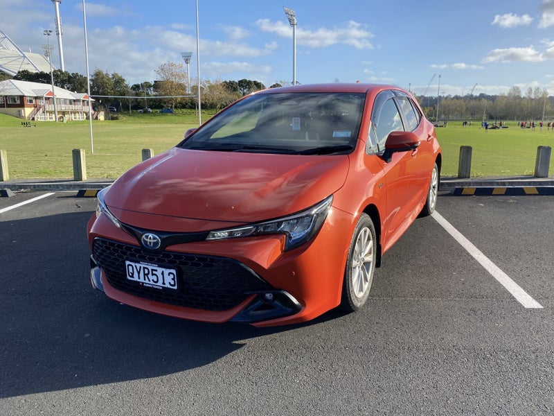 2024 Toyota Corolla SX 1.8L Petrol HYBRID Hatch... image 3
