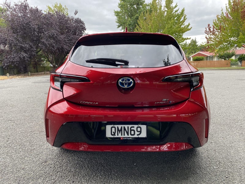 2024 Toyota Corolla SX 1.8P HEV CVT FWD Hatch image 4