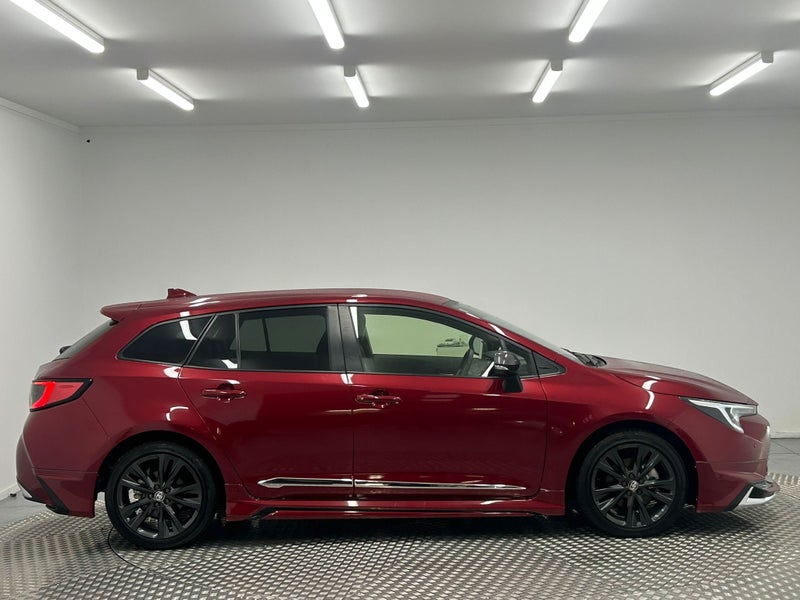 2024 Toyota Corolla Touring 1.8 Hybrid WxB image 2