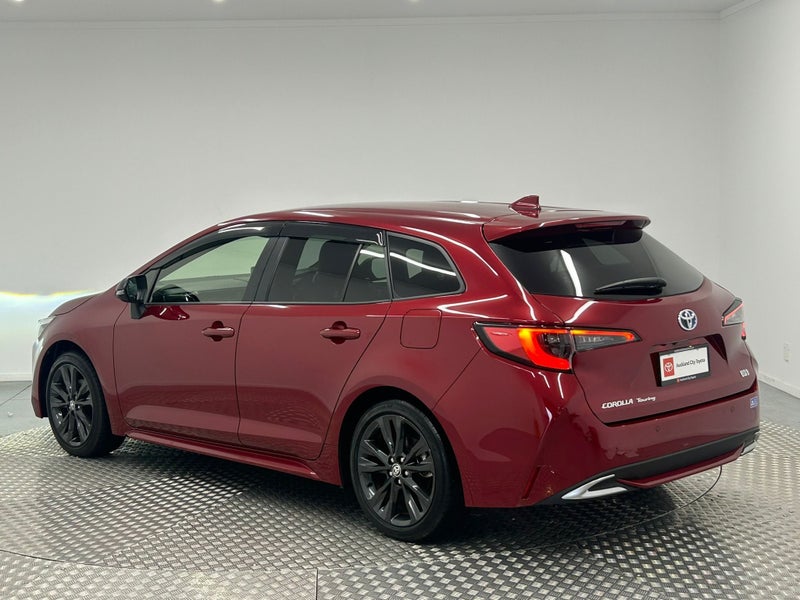 2024 Toyota Corolla Touring 1.8 Hybrid WxB image 5