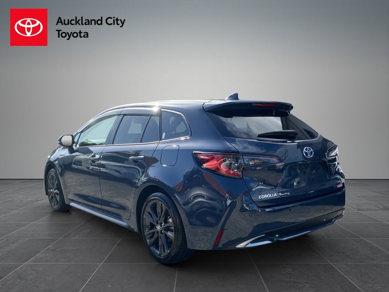 2024 Toyota Corolla Touring 1.8 Hybrid WxB 5 Dr... image 5
