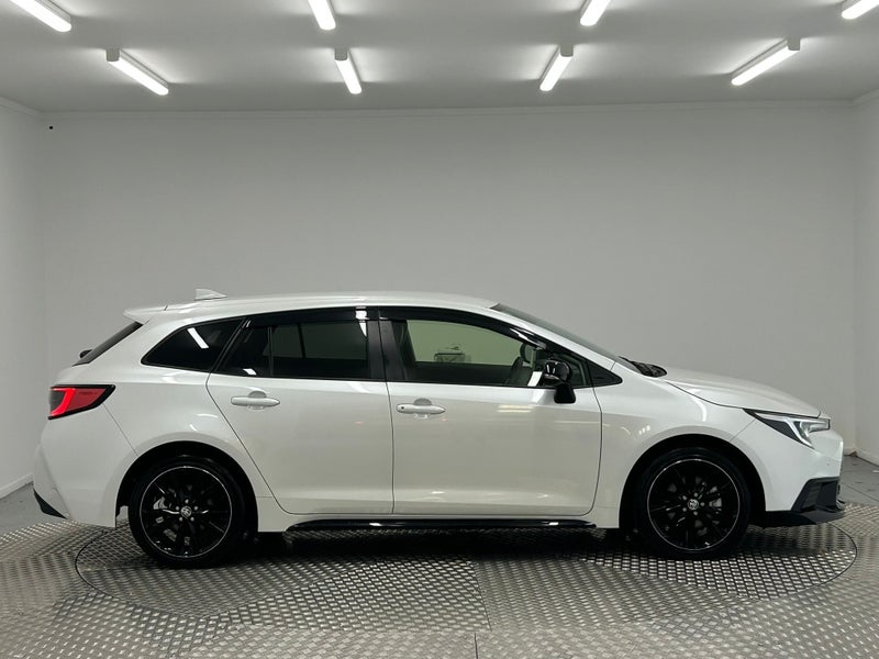 2024 Toyota Corolla Touring WXB 1.8 Hybrid Sport image 2