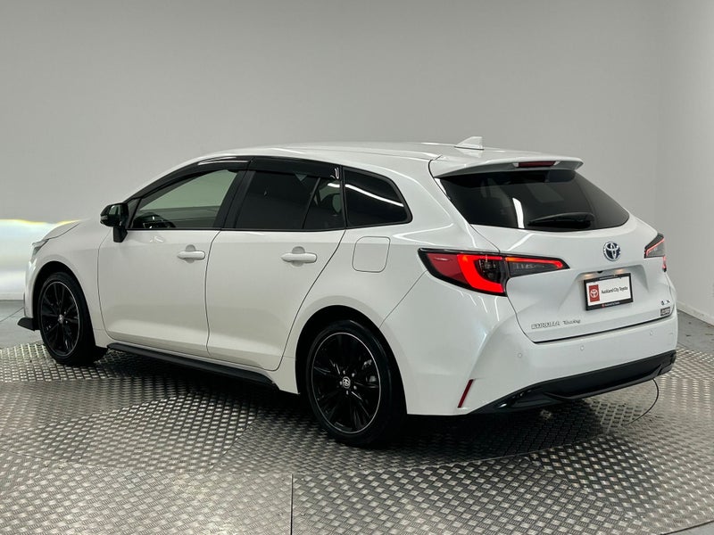 2024 Toyota Corolla Touring WXB 1.8 Hybrid Sport image 5