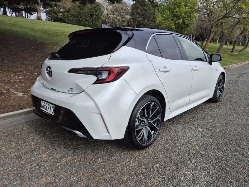 2024 Toyota Corolla ZR 1.8P HEV CVT FWD Hatch image 4