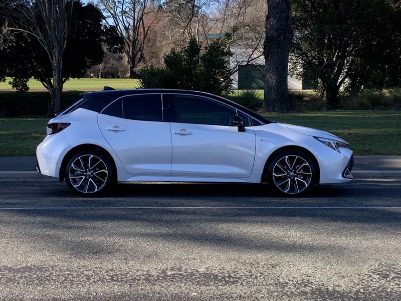 2024 Toyota Corolla ZR 1.8P HYBRID CVT HATCH image 2