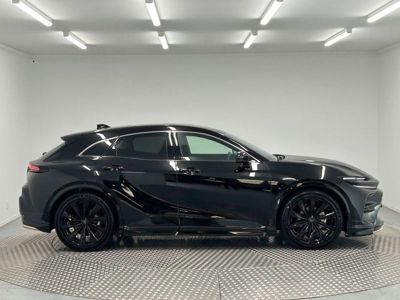 2024 Toyota Crown 2.5 Hybrid Estate Z 4WD image 2