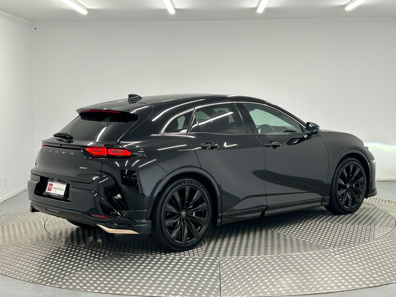 2024 Toyota Crown 2.5 Hybrid Estate Z 4WD image 3